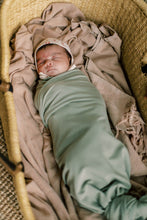 Load image into Gallery viewer, Infant Bonnet