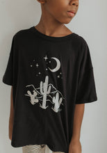 Load image into Gallery viewer, Youth Graphic Essential Tee | Obsidian
