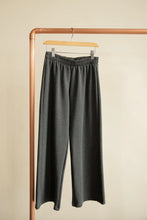 Load image into Gallery viewer, Youth Terry Wide Leg Sweatpants | Meteorite
