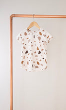 Load image into Gallery viewer, Basic Tee | Muted Boulders - Size 6-12M OR 10/11Y
