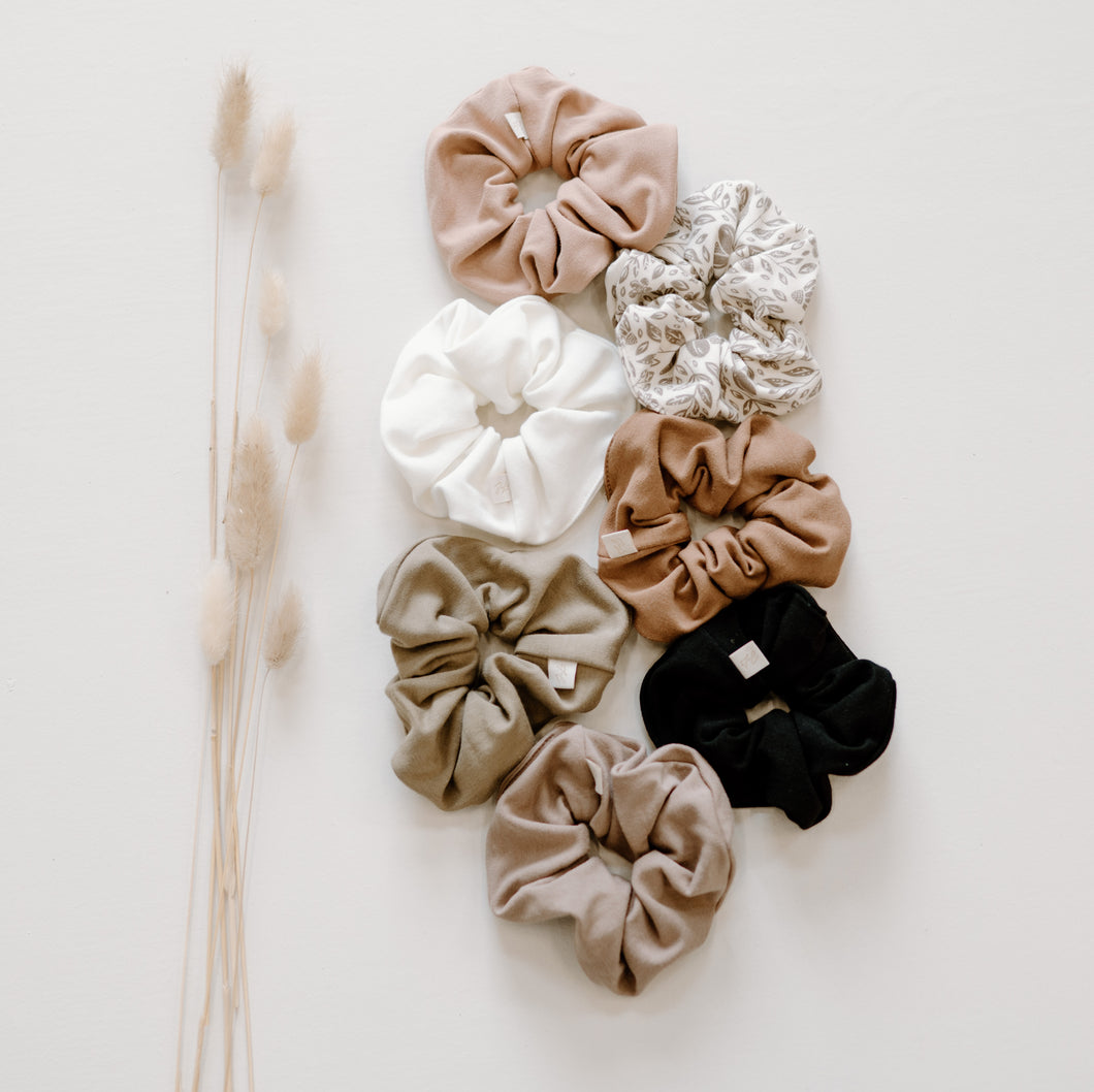 Terry Classic Scrunchie | White