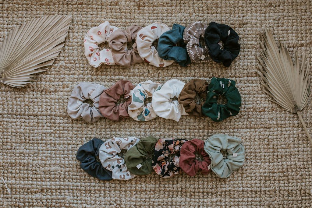 Scrunchie | Holly Berry