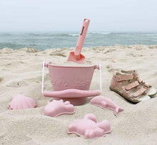 Load image into Gallery viewer, Scrunch Sand Moulds Frog Set | Sage
