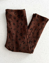 Load image into Gallery viewer, Kids Ribbed Leggings | Brown Leopard
